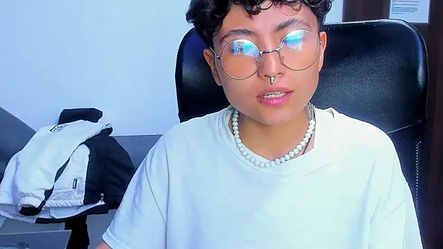 Im Mathias online show from February 17, 3:39 am