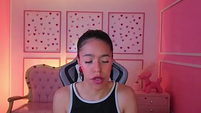 stephania t online show from September 26, 12:58 pm