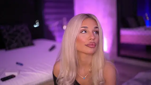 Candy Ivy online show from September 24, 5:45 pm