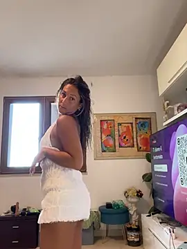 feetqueen96 online show from June 30, 4:17 pm