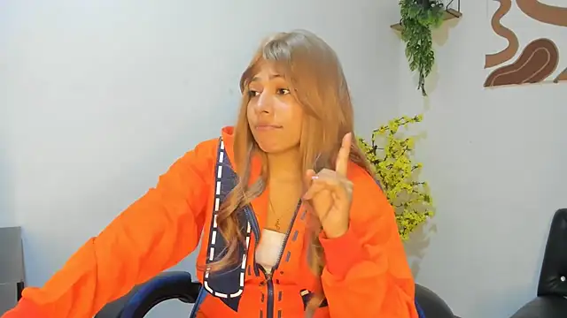 Caro kitty- online show from March 26, 1:02 pm