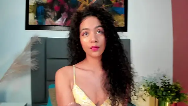 AntonellaHall  online show from October 20, 11:57 am