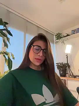 MariaIsabella8 online show from April 7, 10:12 pm