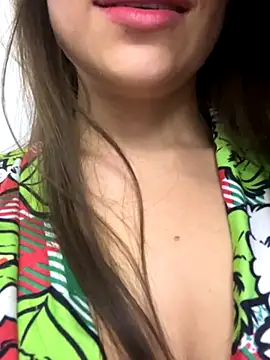 Snapshot of MariaIsabella8 chatting on October 19, 1:07 am MariaIsabella8 online show from October 19, 1:07 am