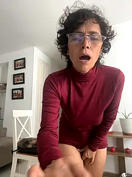 Snapshot of MireyaTorresGu chatting on October 9, 1:59 pm MireyaTorresGu online show from October 9, 1:59 pm