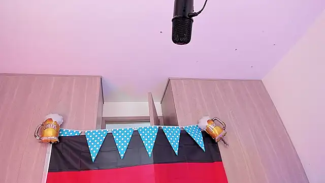 AndreaVelasco online show from September 28, 7:19 pm