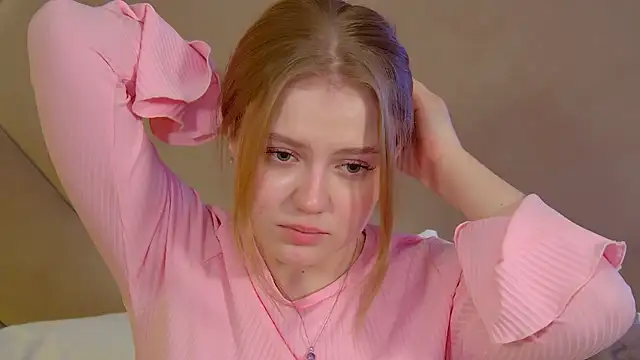 SelinSwarovski online show from December 19, 8:45 pm