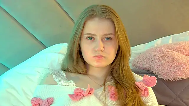 SelinSwarovski online show from March 9, 2:15 am