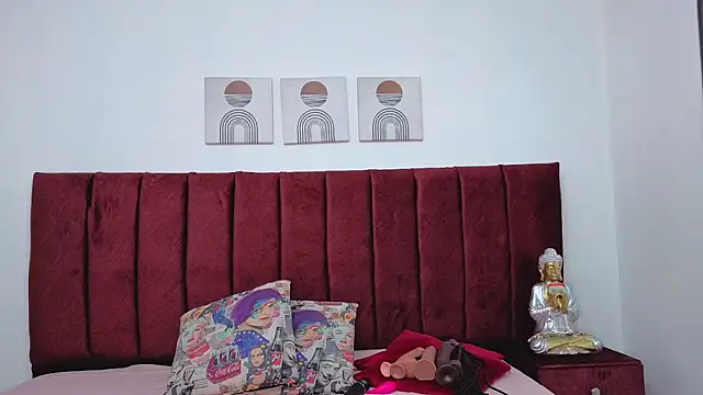 selena castillo online show from October 2, 12:54 pm