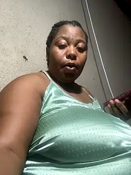 bustyboobs6 online show from November 18, 4:30 pm