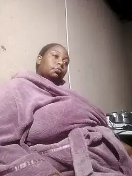 bustyboobs6 online show from October 28, 4:13 pm