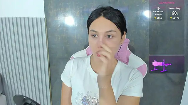 lana boomer online show from February 27, 8:19 pm