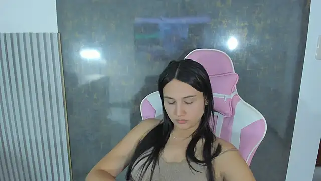 lana boomer online show from March 27, 9:04 pm