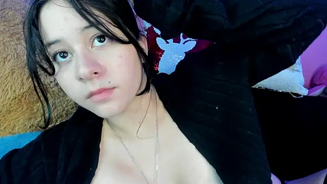 agnes 213 online show from January 6, 5:38 pm