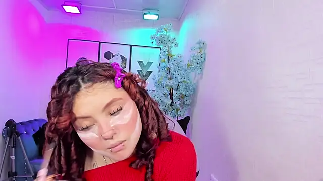 Theia moon online show from April 20, 1:14 pm