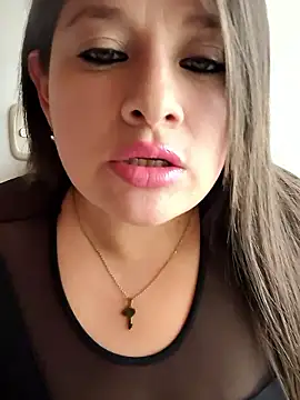 Neve Collins online show from January 13, 4:33 pm