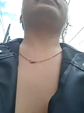 Noellesable online show from October 17, 7:06 pm