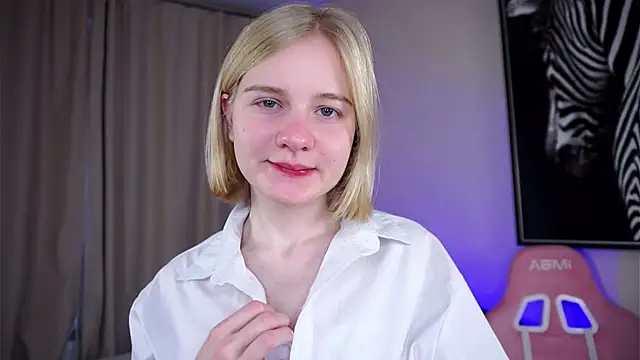 OdelinaFicken online show from October 29, 6:07 am