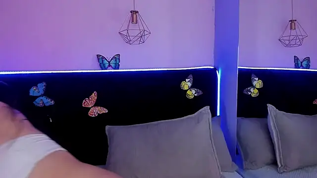 Anastasia Whitee online show from February 15, 2:25 am