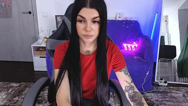 Tiffany lab online show from November 20, 12:50 pm