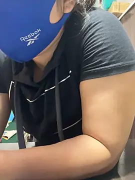 Black Glow online show from September 20, 7:06 am