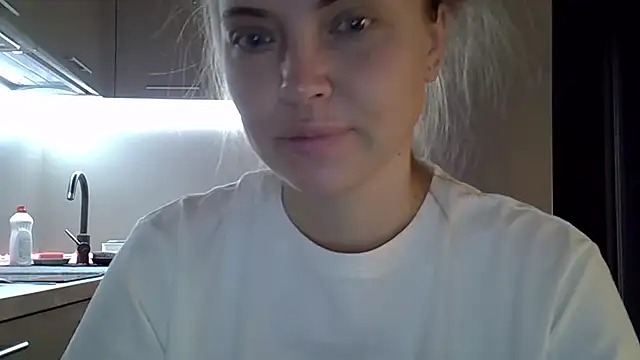 Lucky Anna online show from October 1, 4:39 am