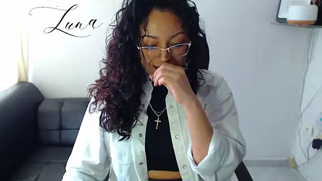 Lunavega1 online show from November 6, 7:42 pm