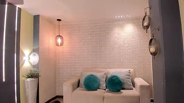 KaiaFerreira online show from February 4, 1:25 pm