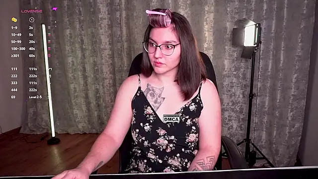 Hoot owl cb online show from February 22, 5:03 pm