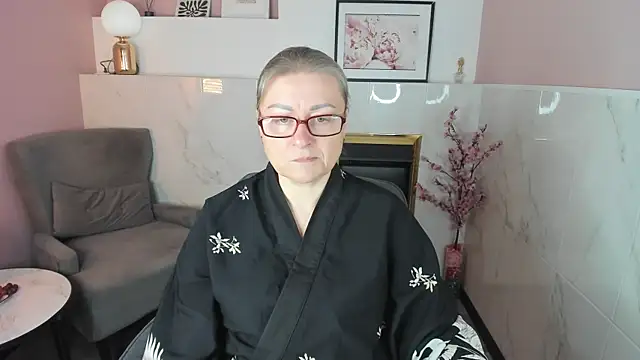 AlexandraKind online show from November 22, 1:47 pm