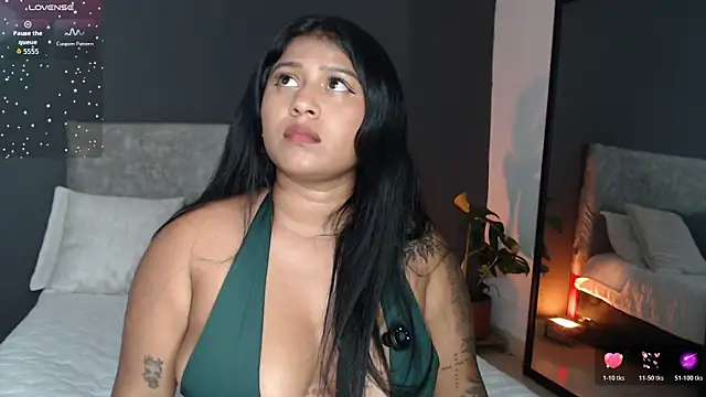 alinakiss online show from June 21, 7:01 am