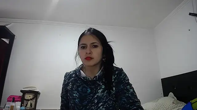 princehermosa44 online show from February 27, 7:46 pm