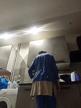 Vagabondainnamorata online show from December 2, 4:03 am