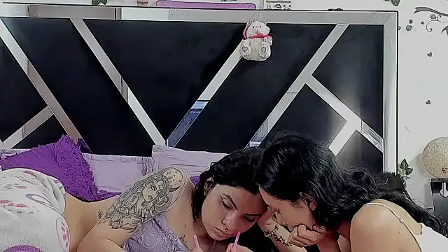 abby eemily online show from September 25, 1:43 pm