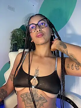 LollaByer online show from March 12, 9:17 pm