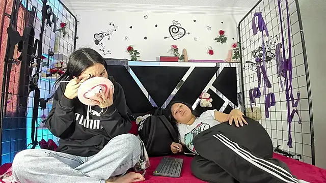 thedream girls online show from November 29, 12:42 pm