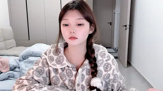 yang-yang-yang online show from October 28, 1:06 pm