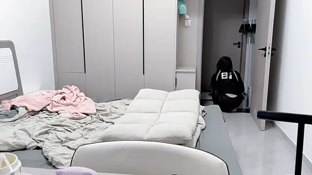 yang-yang-yang online show from September 18, 5:39 am