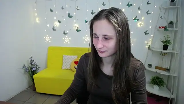 MichelLeee online show from March 23, 12:33 pm