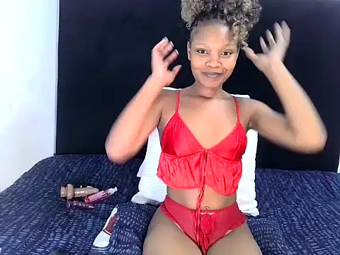 RayaBae online show from March 20, 9:09 pm