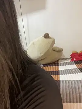 Snapshot of Leyna_Kenet chatting on September 24, 4:22 am Leyna Kenet online show from September 24, 4:22 am