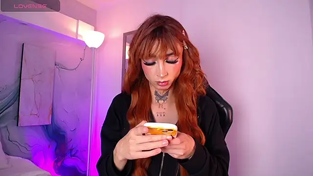 Aniie Doll online show from March 19, 8:35 pm