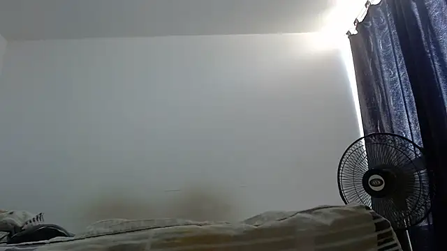 nicolle milf1978 online show from November 8, 3:06 pm