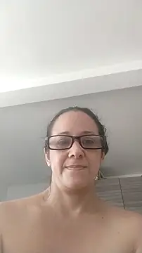 Snapshot of nicolle_milf1978 chatting on October 9, 1:15 pm nicolle milf1978 online show from October 9, 1:15 pm