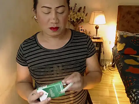 playtimesussy69 online show from September 28, 12:54 pm