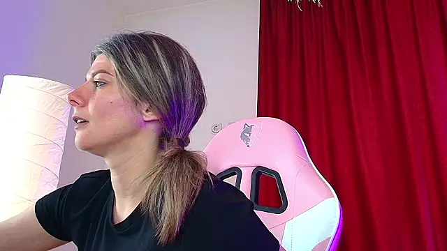 Anne Blueeyes online show from March 26, 3:36 pm