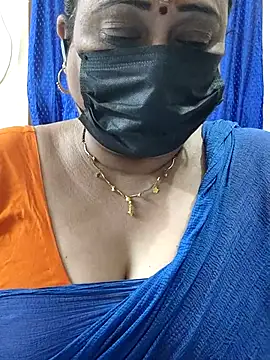 Snapshot of rekha_naier chatting on October 11, 4:53 pm rekha naier online show from October 11, 4:53 pm