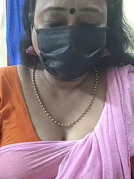 Snapshot of rekha_naier chatting on October 17, 7:22 am rekha naier online show from October 17, 7:22 am