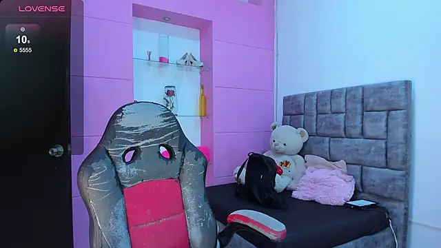 jisoo   online show from September 30, 1:17 pm