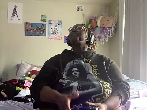 BigKittyRaven online show from January 5, 5:27 pm